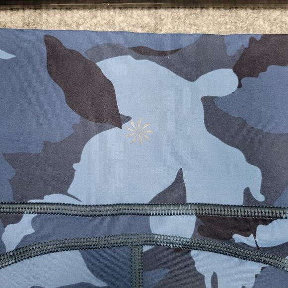 ATHLETA Blue 375583 All In Camo 7/8 Tight Leggings SIZE SMALL - Picture 10 of 14